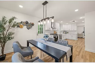 100 Pier Ln, Fairfield, NJ 07004 - Photo 7