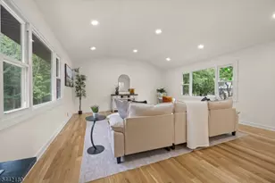 100 Pier Ln, Fairfield, NJ 07004 - Photo 5