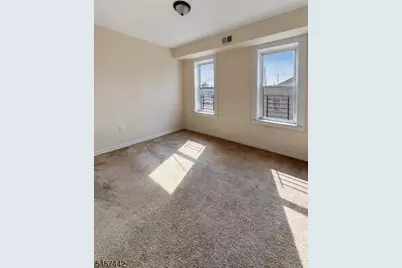 319 14th Ave #2, Newark, NJ 07103 - Photo 5