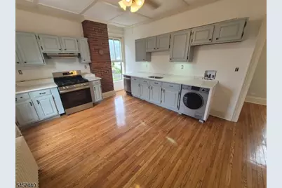 810 Old York Rd, Raritan, NJ 08869 - Photo 15