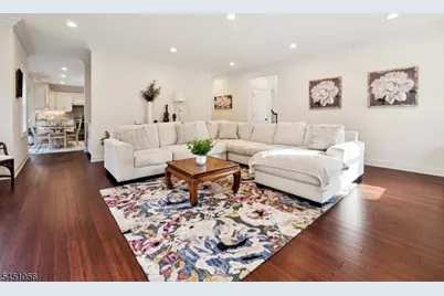 1121 N Washington Ave, Green Brook Township, NJ 08812 - Photo 7