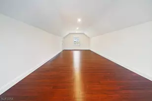 1121 N Washington Ave, Green Brook Township, NJ 08812 - Photo 17
