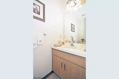 40 Giles Biondi Ct, Bound Brook, NJ 08805 - Photo 13