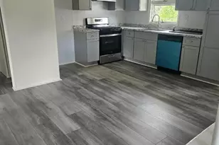112 Ringwood Ave, Pompton Lakes, NJ 07442 - Photo 5