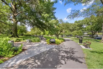 63 Forest Hill Pkwy #k1, Newark, NJ 07104 - Photo 21