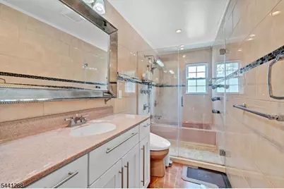 111 Walton Ave, Union Township, NJ 07083 - Photo 31