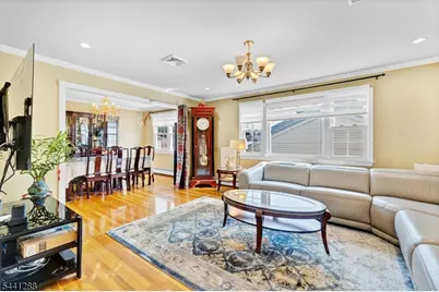 111 Walton Ave, Union Township, NJ 07083 - Photo 23