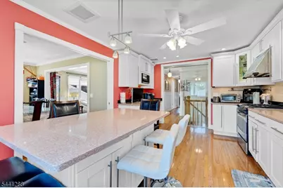 111 Walton Ave, Union Township, NJ 07083 - Photo 13