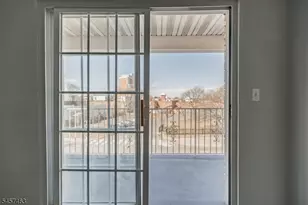 708 Ocean Ave, Jersey City, NJ 07305 - Photo 3