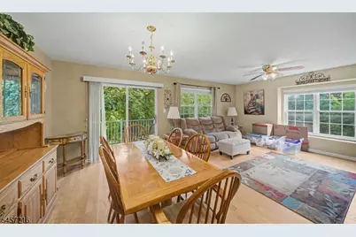 42 Hickory Way, Mount Arlington, NJ 07856 - Photo 11