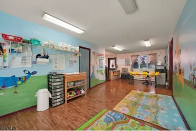 188 Washington Ave, Nutley, NJ 07110 - Photo 11