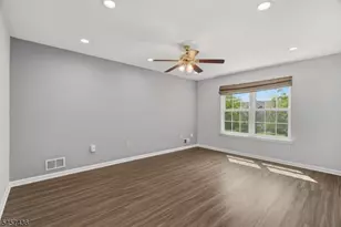 8 Ashley Ct, Franklin Township, NJ 08873 - Photo 15