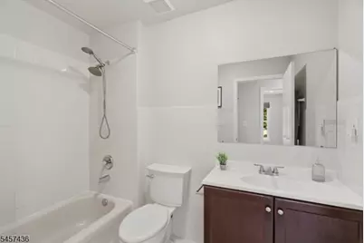 8 Ashley Ct, Franklin Township, NJ 08873 - Photo 23
