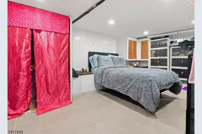 379 Chamberlain Ave, Paterson, NJ 07502 - Photo 43