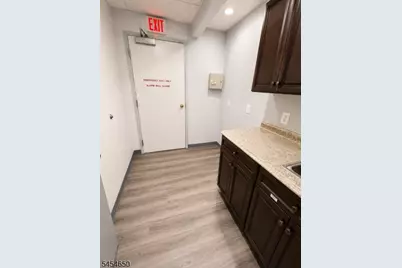 312 Belleville Tpke, North Arlington, NJ 07031 - Photo 5