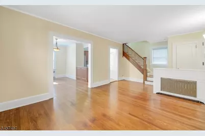 466 Beardsley Ave, Bloomfield, NJ 07003 - Photo 7