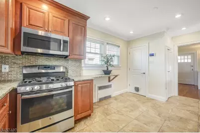 466 Beardsley Ave, Bloomfield, NJ 07003 - Photo 15