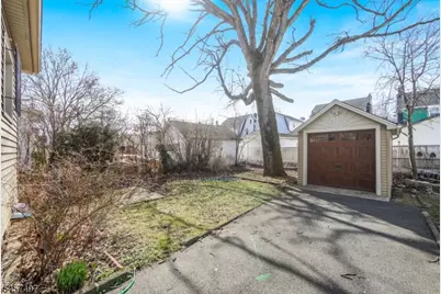 466 Beardsley Ave, Bloomfield, NJ 07003 - Photo 29