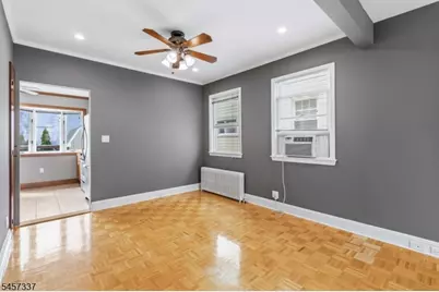 33 Franklin Ave, Clifton, NJ 07011 - Photo 9