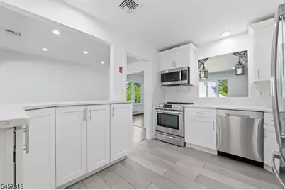 251 W Midland, Paramus, NJ 07652 - Photo 13
