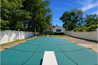 251 W Midland, Paramus, NJ 07652 - Photo 33