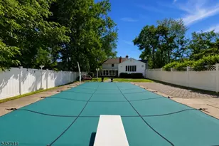 251 W Midland, Paramus, NJ 07652 - Photo 33