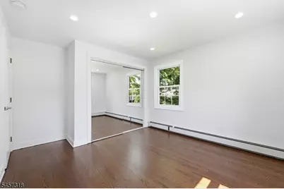 251 W Midland, Paramus, NJ 07652 - Photo 21