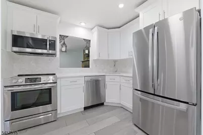 251 W Midland, Paramus, NJ 07652 - Photo 11