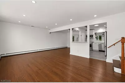 251 W Midland, Paramus, NJ 07652 - Photo 5