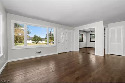 13 Windbeam Rd, Riverdale, NJ 07457 - Photo 5