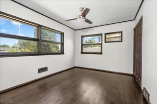 13 Windbeam Rd, Riverdale, NJ 07457 - Photo 19