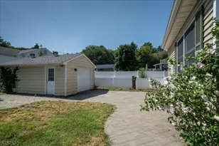 13 Windbeam Rd, Riverdale, NJ 07457 - Photo 47
