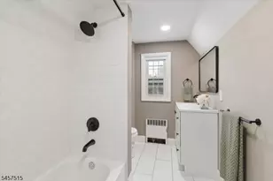 235 River Dr, Elmwood Park, NJ 07407 - Photo 21