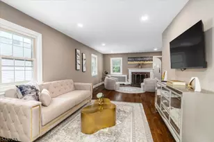 235 River Dr, Elmwood Park, NJ 07407 - Photo 9