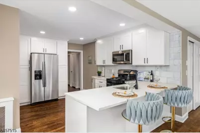 235 River Dr, Elmwood Park, NJ 07407 - Photo 3