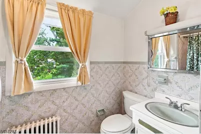 33 Pine St, Cranford Township, NJ 07016 - Photo 19