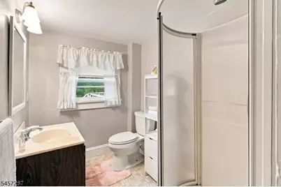 33 Pine St, Cranford Township, NJ 07016 - Photo 9
