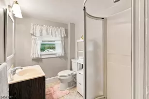 33 Pine St, Cranford Township, NJ 07016 - Photo 9