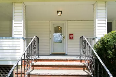 33 Pine St, Cranford Township, NJ 07016 - Photo 3