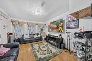 760 Parker St, Newark, NJ 07104 - Photo 13