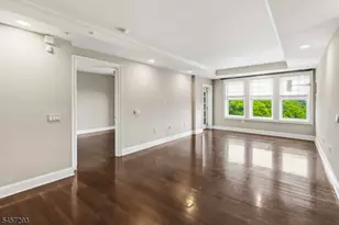 40 W Park Pl Unit, Morristown, NJ 07960 - Photo 11