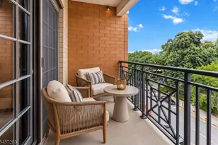 40 W Park Pl Unit, Morristown, NJ 07960 - Photo 5