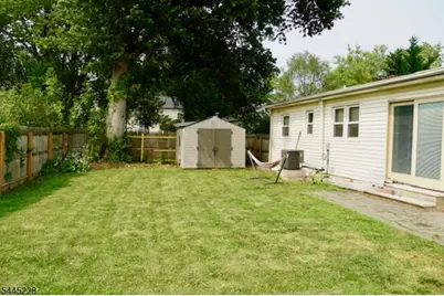 19 Seminole Ave, Parsippany, NJ 07034 - Photo 19