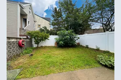 92 Bloomfield Ave #1, Paterson, NJ 07503 - Photo 21