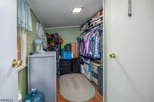 10 Pochuck Dr, Vernon, NJ 07461 - Photo 3