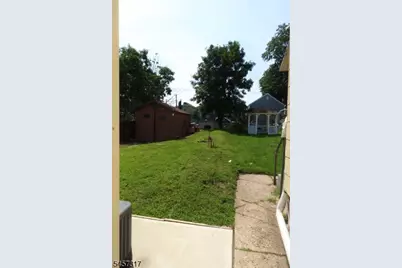 322 Hawthorne St, Orange, NJ 07050 - Photo 3