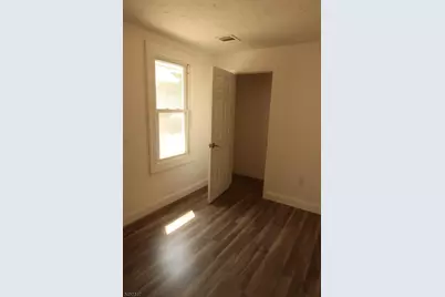 322 Hawthorne St, Orange, NJ 07050 - Photo 9