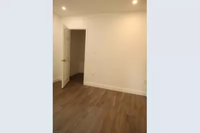 322 Hawthorne St, Orange, NJ 07050 - Photo 13