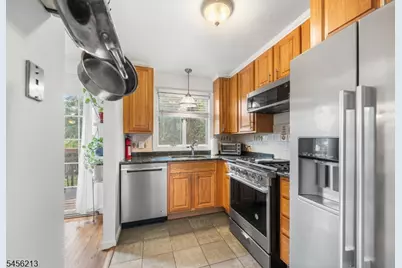 146 Main St #A04, East Rutherford, NJ 07073 - Photo 11