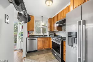 146 Main St, East Rutherford, NJ 07073 - Photo 11